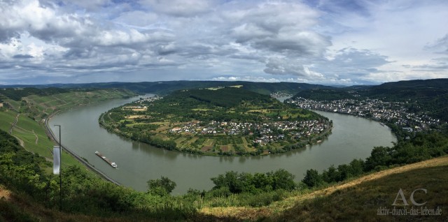 Wunderbarer Blick auf die Rheinschleife vom Gedeonseck