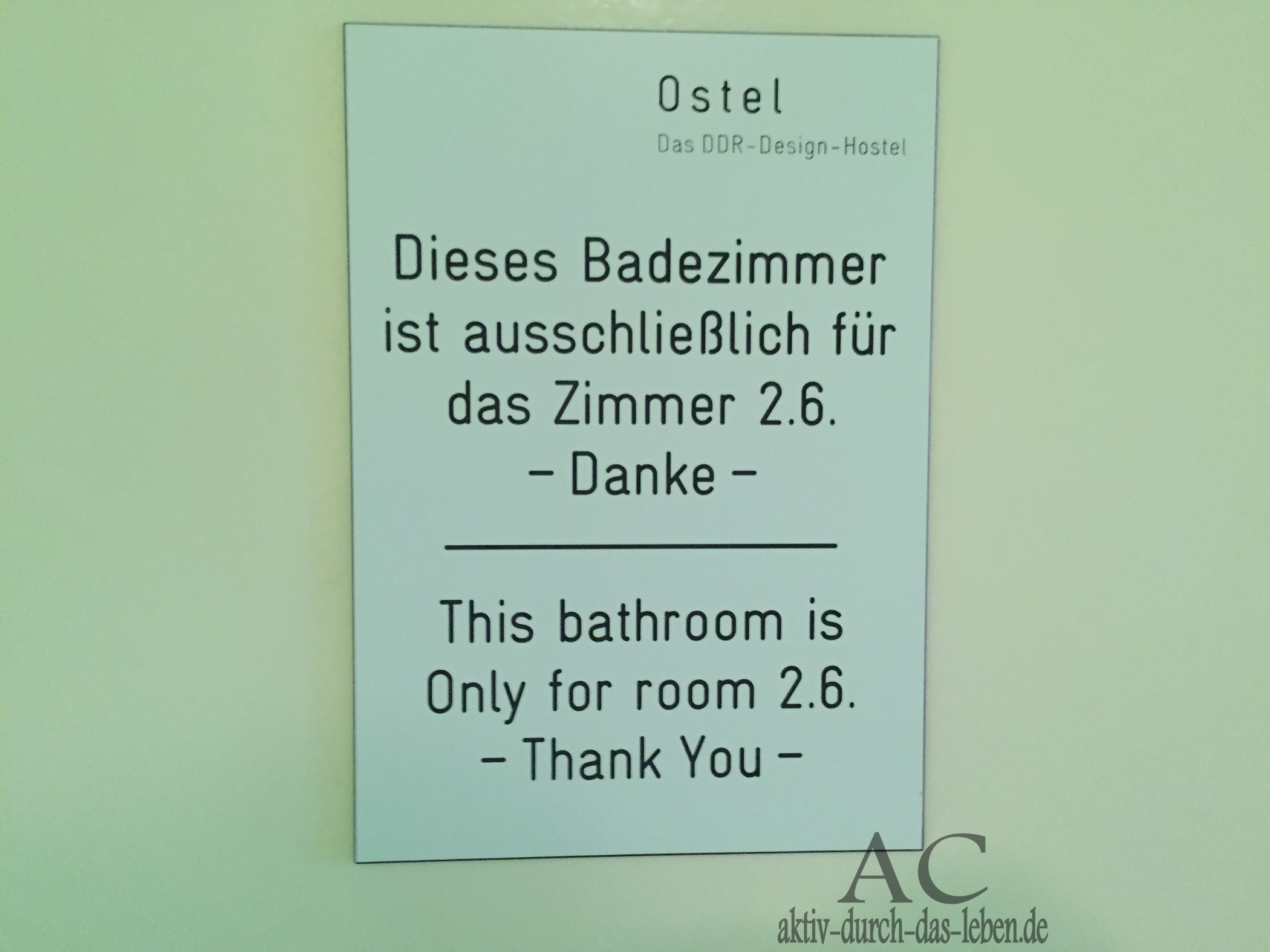 Ostel Berlin Badezimmer